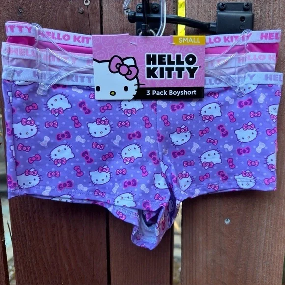 Hello Kitty 3 Pack Junior Boyshort - Picture 1 of 2